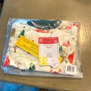 Burt’s Bees Holiday Village Pajamas